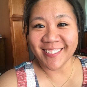 Meet your Posher, Latia